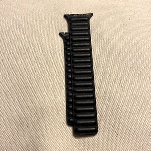 Apple Watch Leather Band, Midnight, 41mm, M/L